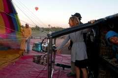 balloon over teotihuacan before start