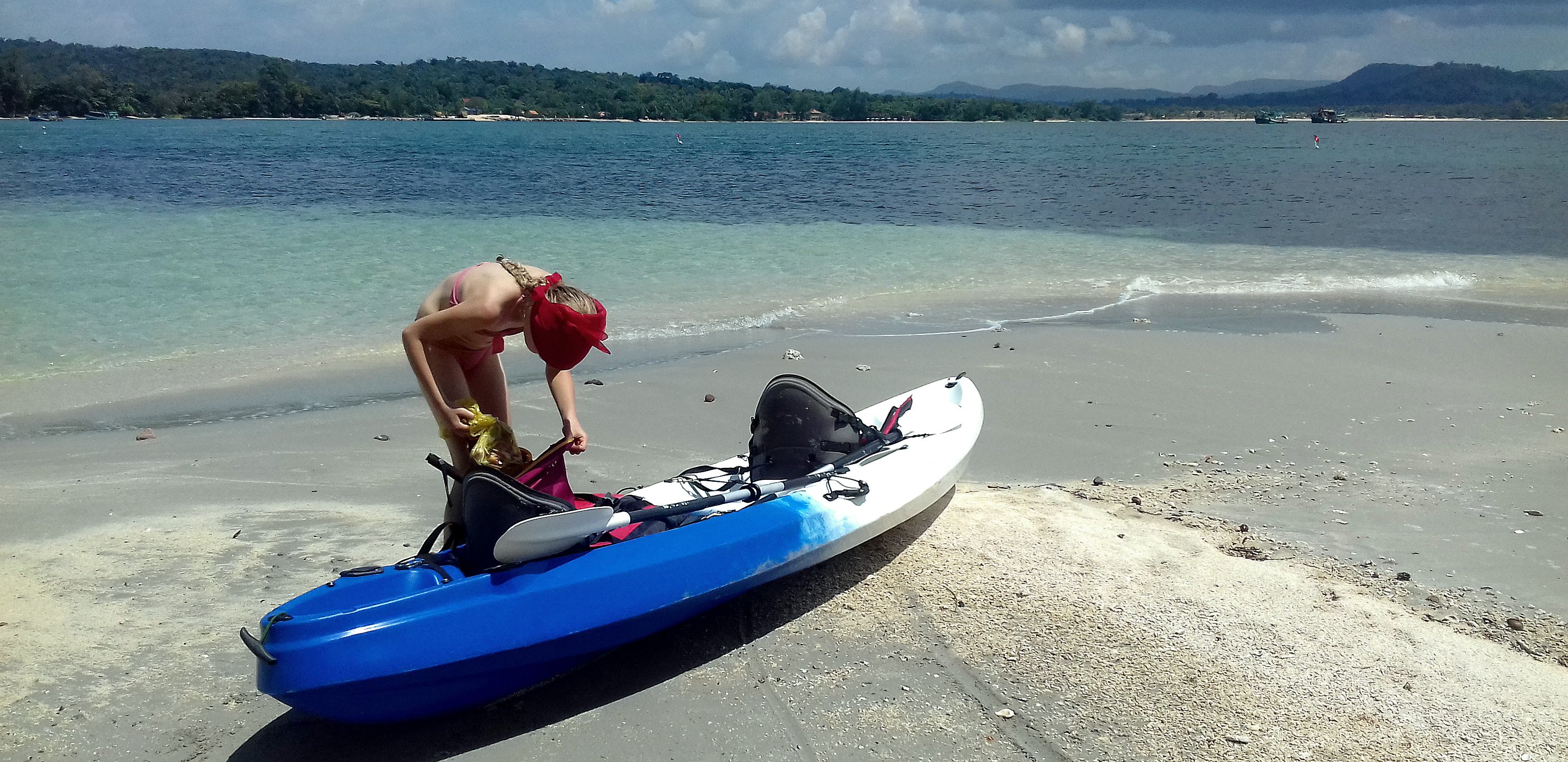 Gold Sand Beach Bungalow Kayak