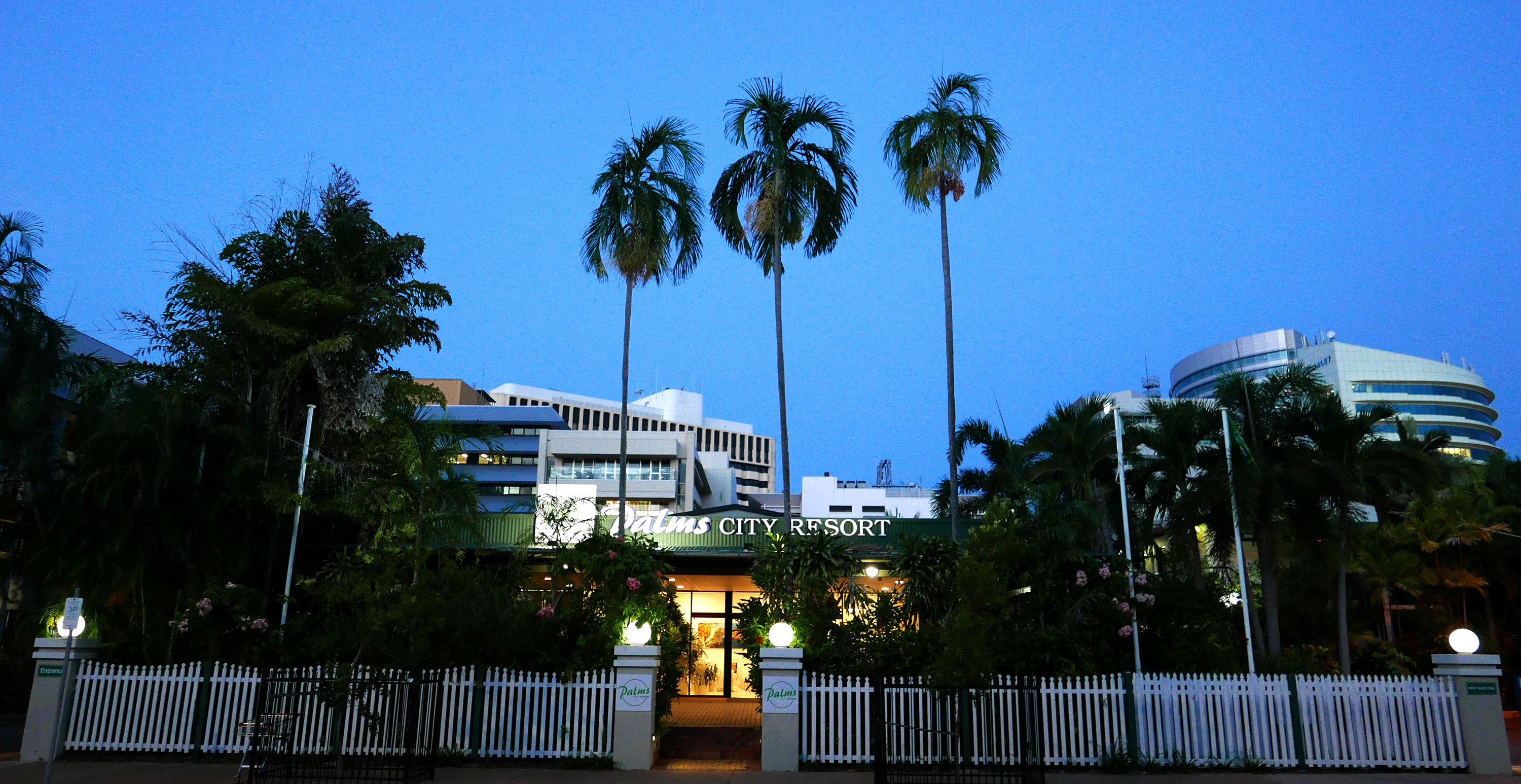Palms-City-resort-Darwin
